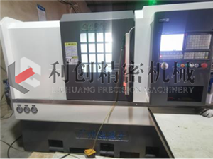 數控車床線軌斜（xié）床身刀塔機