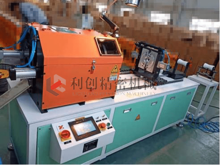 工程塑料（liào）自動切管機（伺服送料）